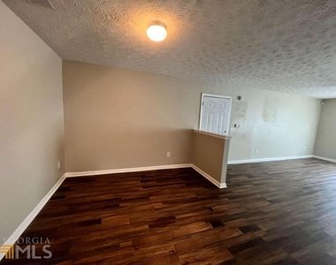 13101 Fairington Ridge Circle - Photo Thumbnail 6