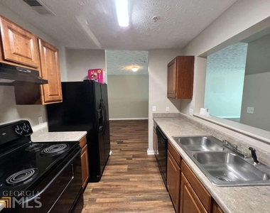 13101 Fairington Ridge Circle - Photo Thumbnail 7