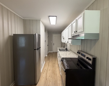 3269 Dodson Drive - Photo Thumbnail 2