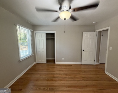 3269 Dodson Drive - Photo Thumbnail 8