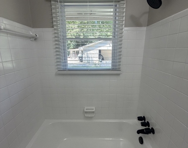 3269 Dodson Drive - Photo Thumbnail 6
