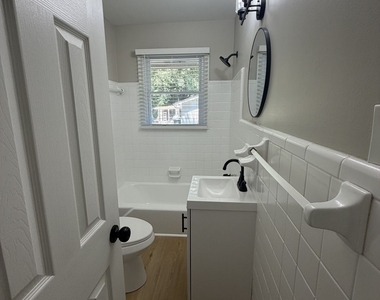 3269 Dodson Drive - Photo Thumbnail 5