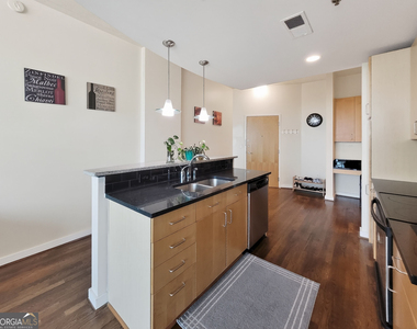 361 17th Street Nw - Photo Thumbnail 7