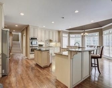 9485 Nesbit Lakes Drive - Photo Thumbnail 11