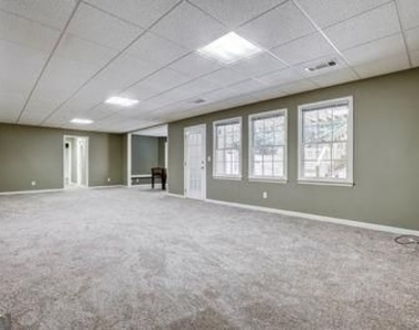 9485 Nesbit Lakes Drive - Photo Thumbnail 32