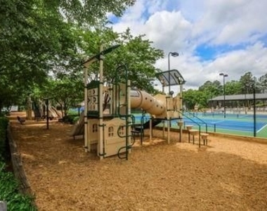 9485 Nesbit Lakes Drive - Photo Thumbnail 44