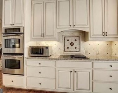 9485 Nesbit Lakes Drive - Photo Thumbnail 14