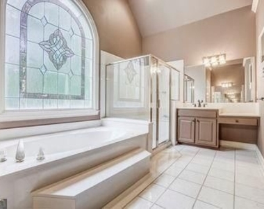 9485 Nesbit Lakes Drive - Photo Thumbnail 22