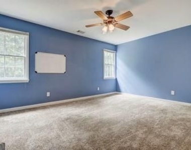 9485 Nesbit Lakes Drive - Photo Thumbnail 25