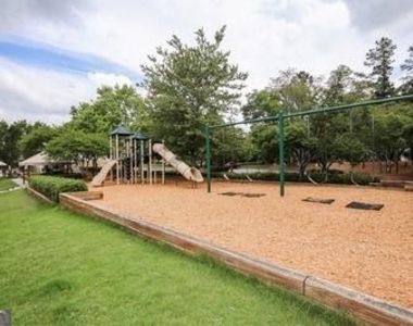 9485 Nesbit Lakes Drive - Photo Thumbnail 45
