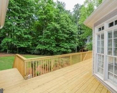 9485 Nesbit Lakes Drive - Photo Thumbnail 39
