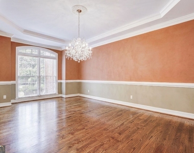9485 Nesbit Lakes Drive - Photo Thumbnail 7