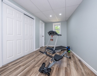 38 Oneida Ave - Photo Thumbnail 20