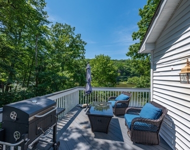 38 Oneida Ave - Photo Thumbnail 25