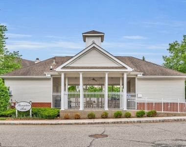 20 Gordon Cir - Photo Thumbnail 23
