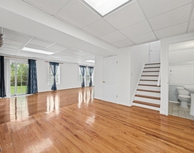 20 Gordon Cir - Photo Thumbnail 21