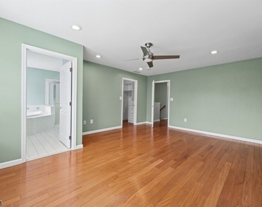 20 Gordon Cir - Photo Thumbnail 14