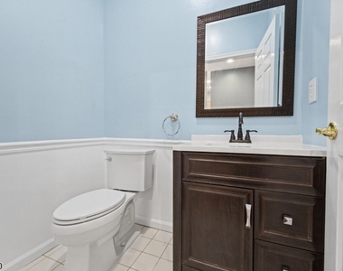 20 Gordon Cir - Photo Thumbnail 8