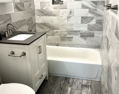 316 Evergreen Ave - Photo Thumbnail 6