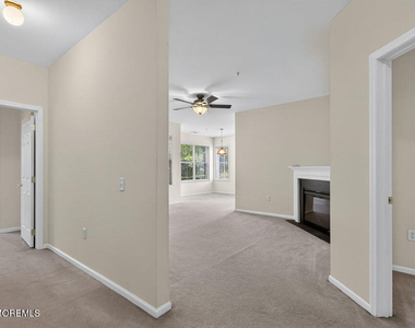 118 Sloan Court - Photo Thumbnail 11