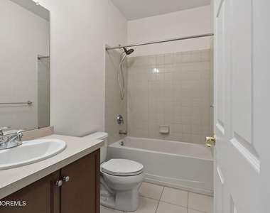 118 Sloan Court - Photo Thumbnail 20