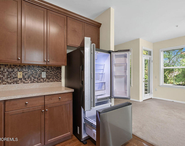 118 Sloan Court - Photo Thumbnail 6