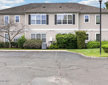 118 Sloan Court - Photo Thumbnail 34