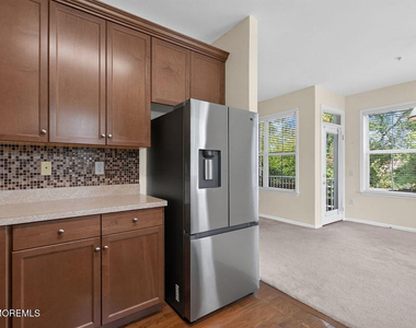 118 Sloan Court - Photo Thumbnail 5