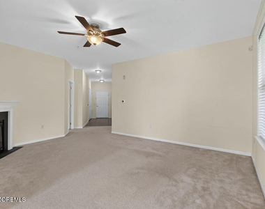 118 Sloan Court - Photo Thumbnail 14