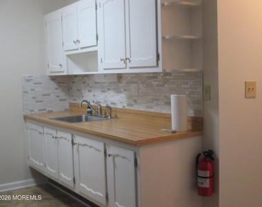 433d Picardy Court - Photo Thumbnail 8