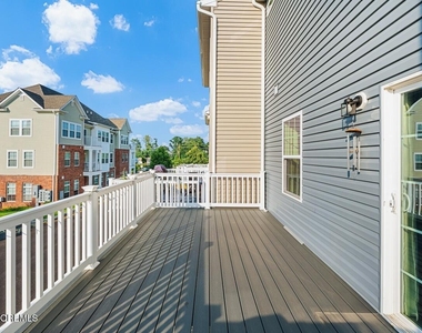 104 Midland Avenue - Photo Thumbnail 22