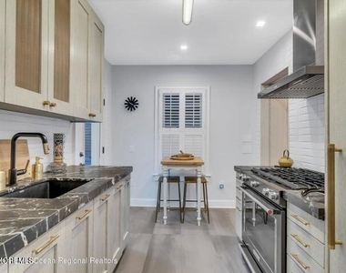 15 Buena Vista Court - Photo Thumbnail 10