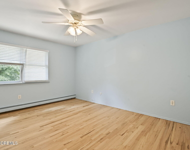 63 Stonehurst Boulevard - Photo Thumbnail 6