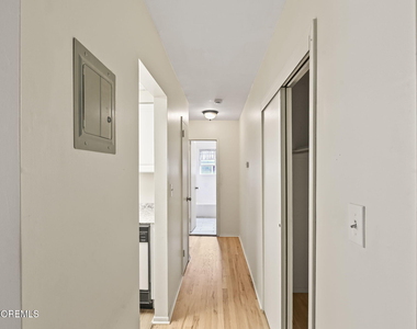 63 Stonehurst Boulevard - Photo Thumbnail 5