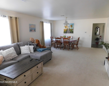 91 Guadalajara Drive - Photo Thumbnail 3