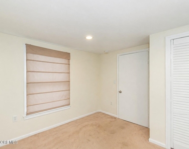 9 Central Avenue - Photo Thumbnail 18