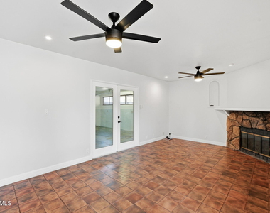 1202 W Amelia Avenue - Photo Thumbnail 10