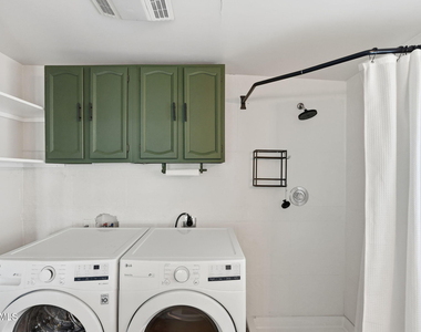 1202 W Amelia Avenue - Photo Thumbnail 27