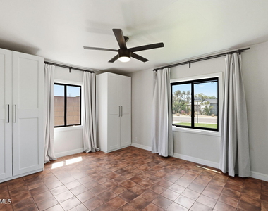 1202 W Amelia Avenue - Photo Thumbnail 17