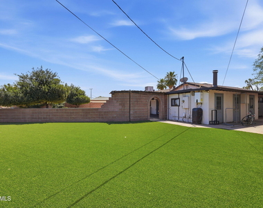 1202 W Amelia Avenue - Photo Thumbnail 32