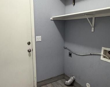 670 E Palo Verde Street - Photo Thumbnail 13