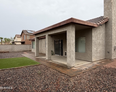 670 E Palo Verde Street - Photo Thumbnail 14