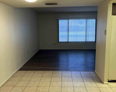 4619 S Rita Lane - Photo Thumbnail 2