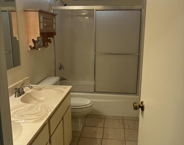 4619 S Rita Lane - Photo Thumbnail 11