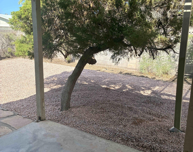 4619 S Rita Lane - Photo Thumbnail 14