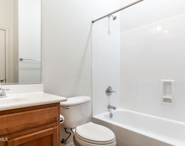 2230 W Calle Del Sol -- - Photo Thumbnail 27
