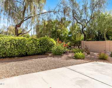 2230 W Calle Del Sol -- - Photo Thumbnail 34