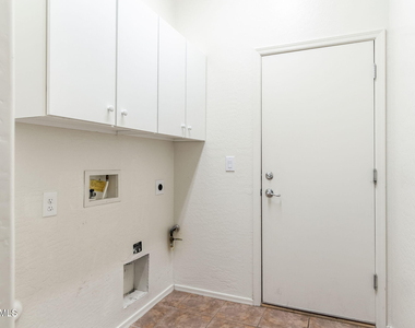 2230 W Calle Del Sol -- - Photo Thumbnail 31