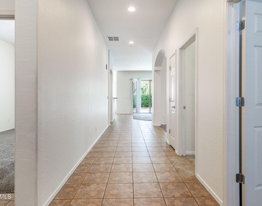 2230 W Calle Del Sol -- - Photo Thumbnail 2