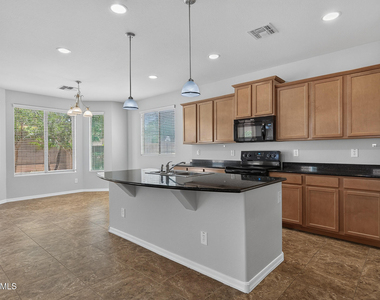2263 N Park Meadows Drive - Photo Thumbnail 6